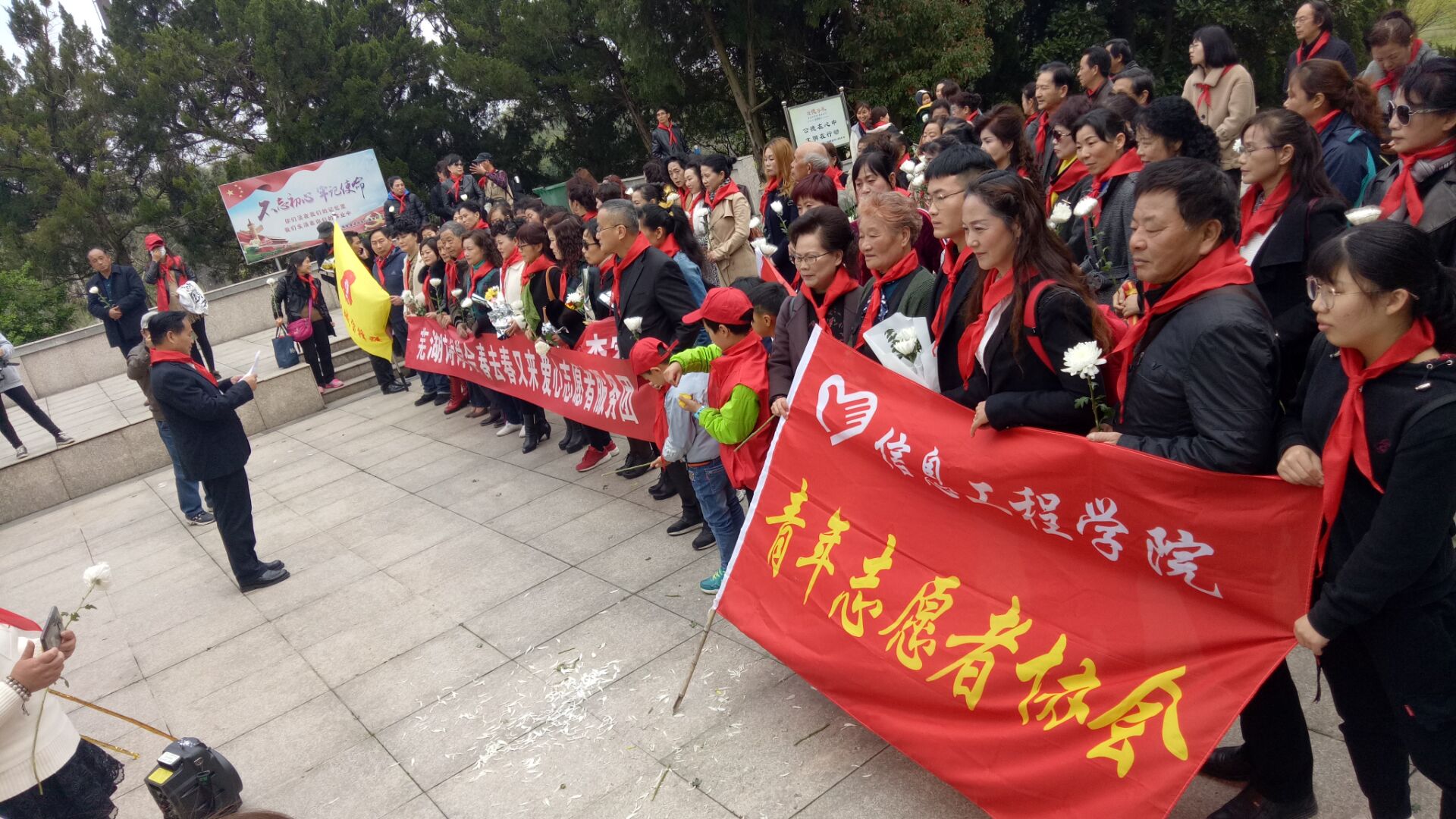 活动现场.jpg 活动现场.jpg